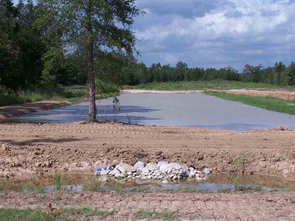 Retention and Detention Pond Construction Image 5