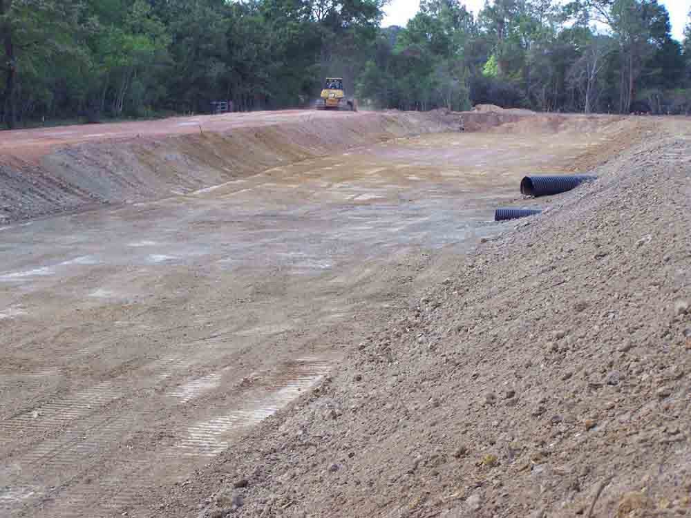 Retention and Detention Pond Construction Image 9